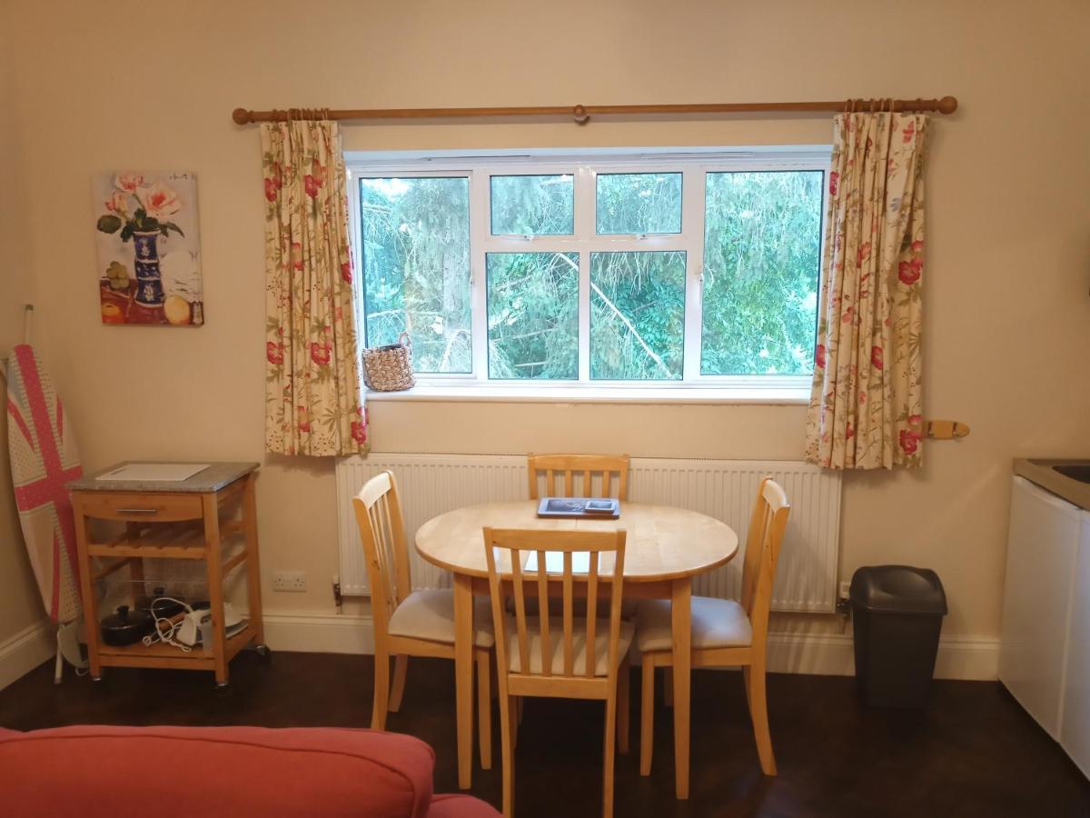 Oak End Lodge Sevenoaks Extérieur photo
